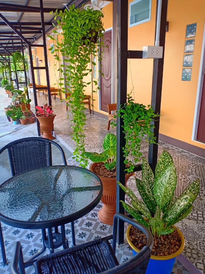 Siri Guesthouse Phra Nakhon Si Ayutthaya Exterior foto