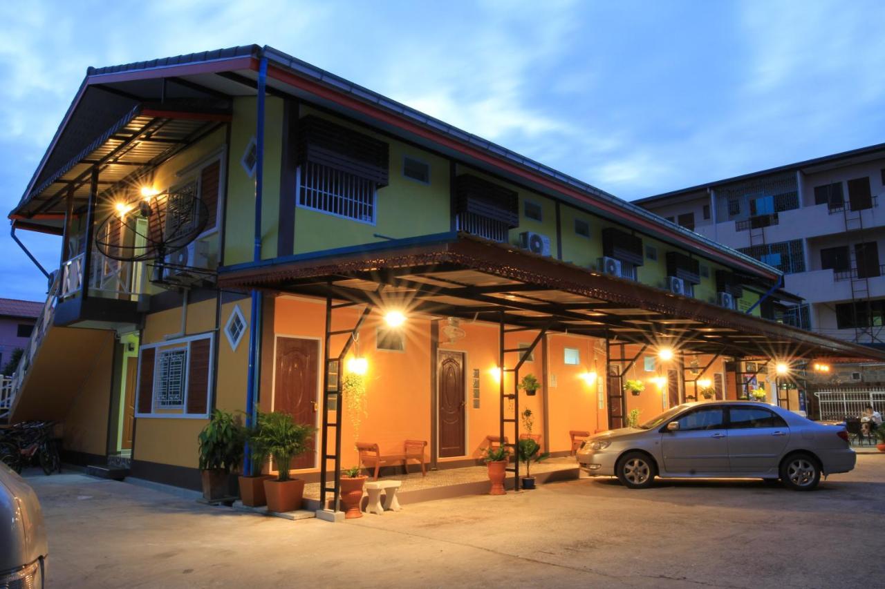 Siri Guesthouse Phra Nakhon Si Ayutthaya Exterior foto