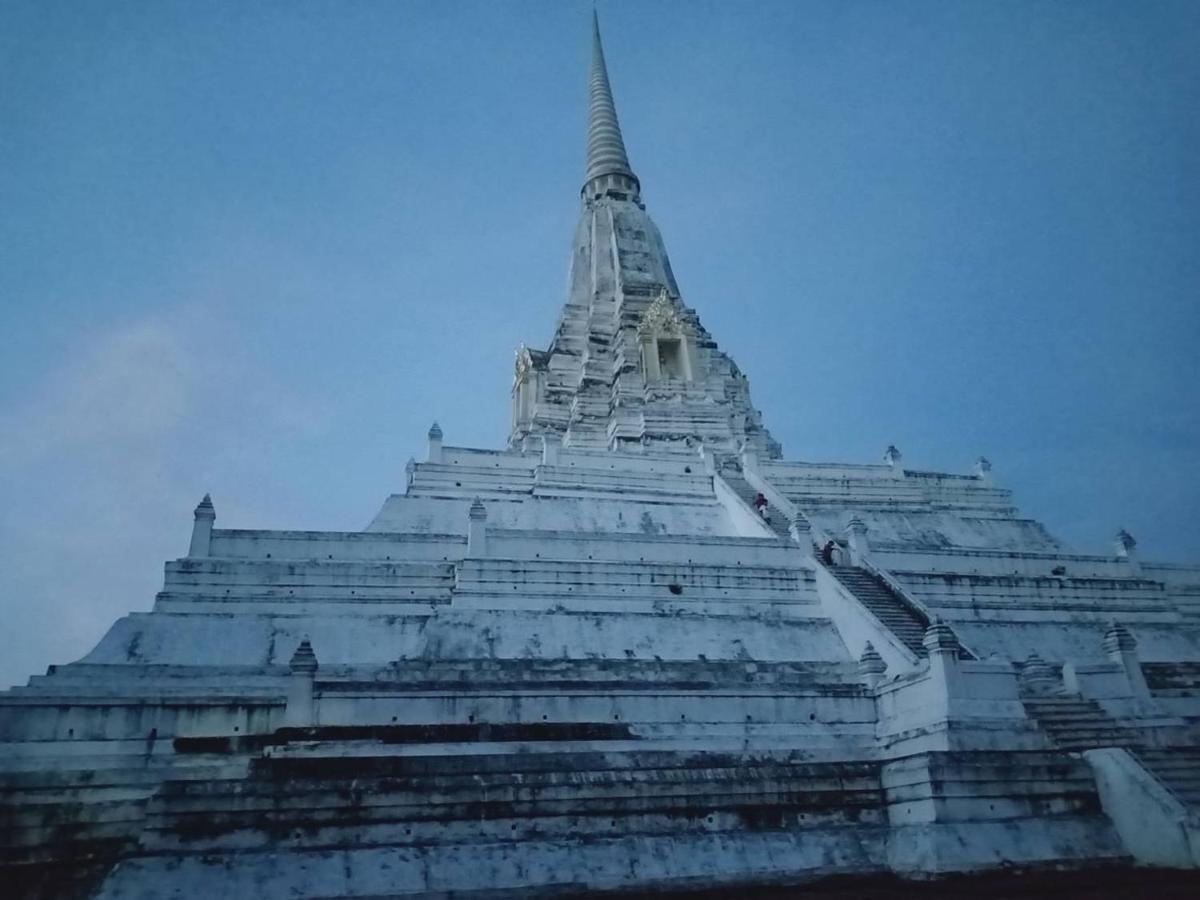 Siri Guesthouse Phra Nakhon Si Ayutthaya Exterior foto